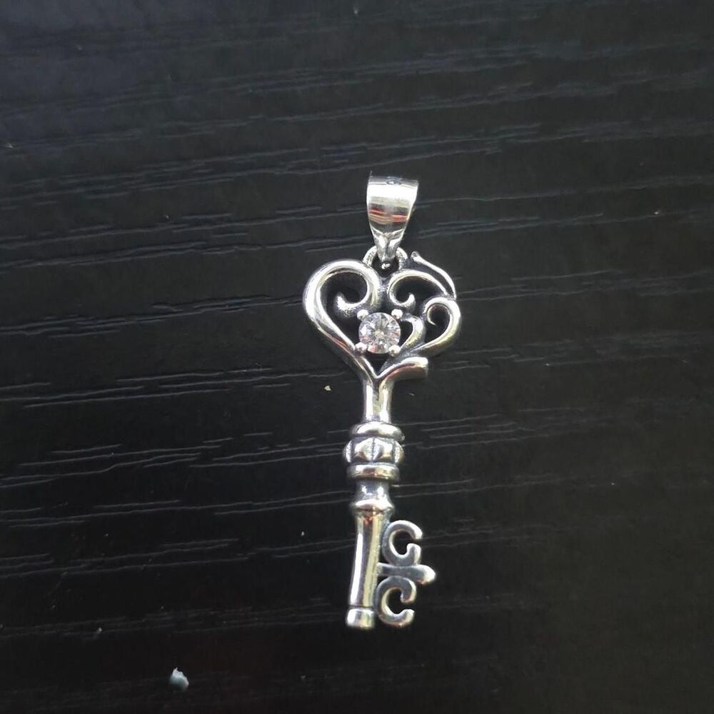 Sterling Silver Key Pendant with Heart-Shaped Top and Stone